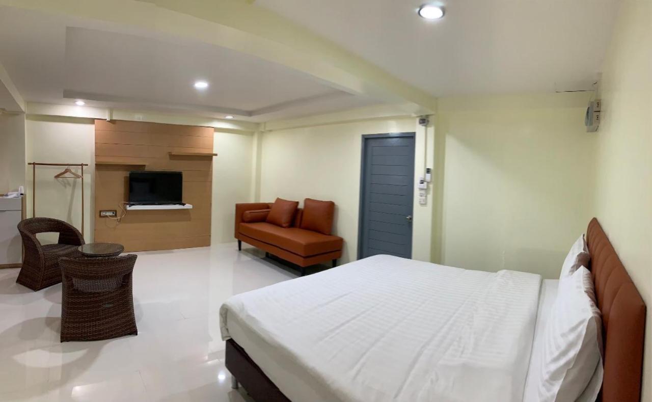 Petchsiri Room เพชรสิริรูม Ban Sai Mai Exterior photo